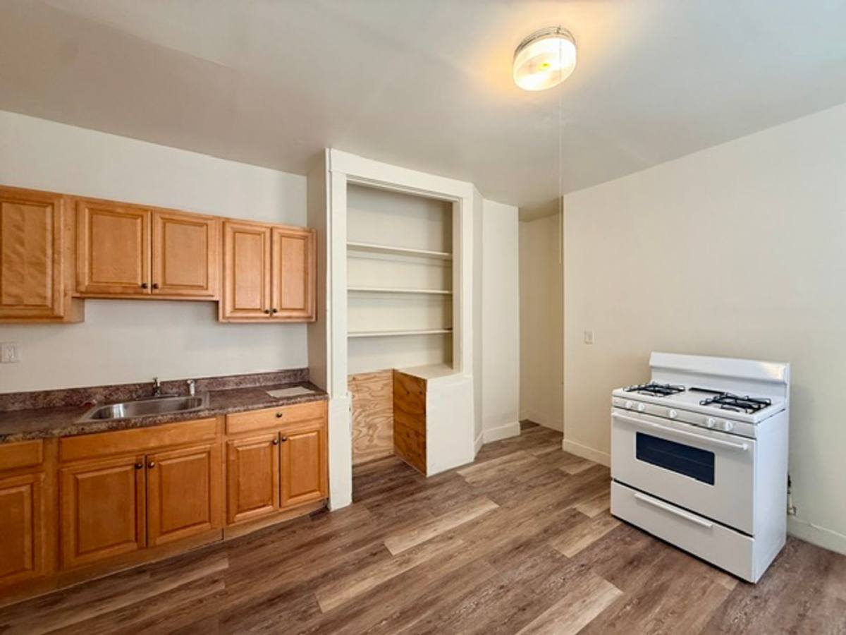 128 Greenwood St, New Haven, CT 06511 - Apartment for Rent - Image 2