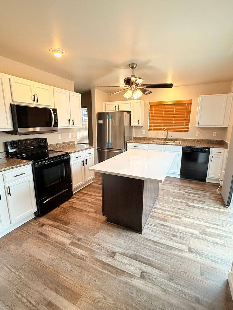 House for rent at 4250 Swift Ave SW, Port Orchard, WA 98367