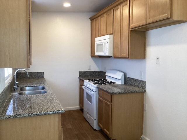 Apartment for rent at 1925 Orange St #B, Rosamond, CA 93560