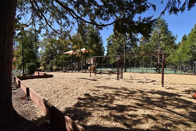 Apartment for rent at 504 Dogwood Dr #3, Murphys, CA 95247