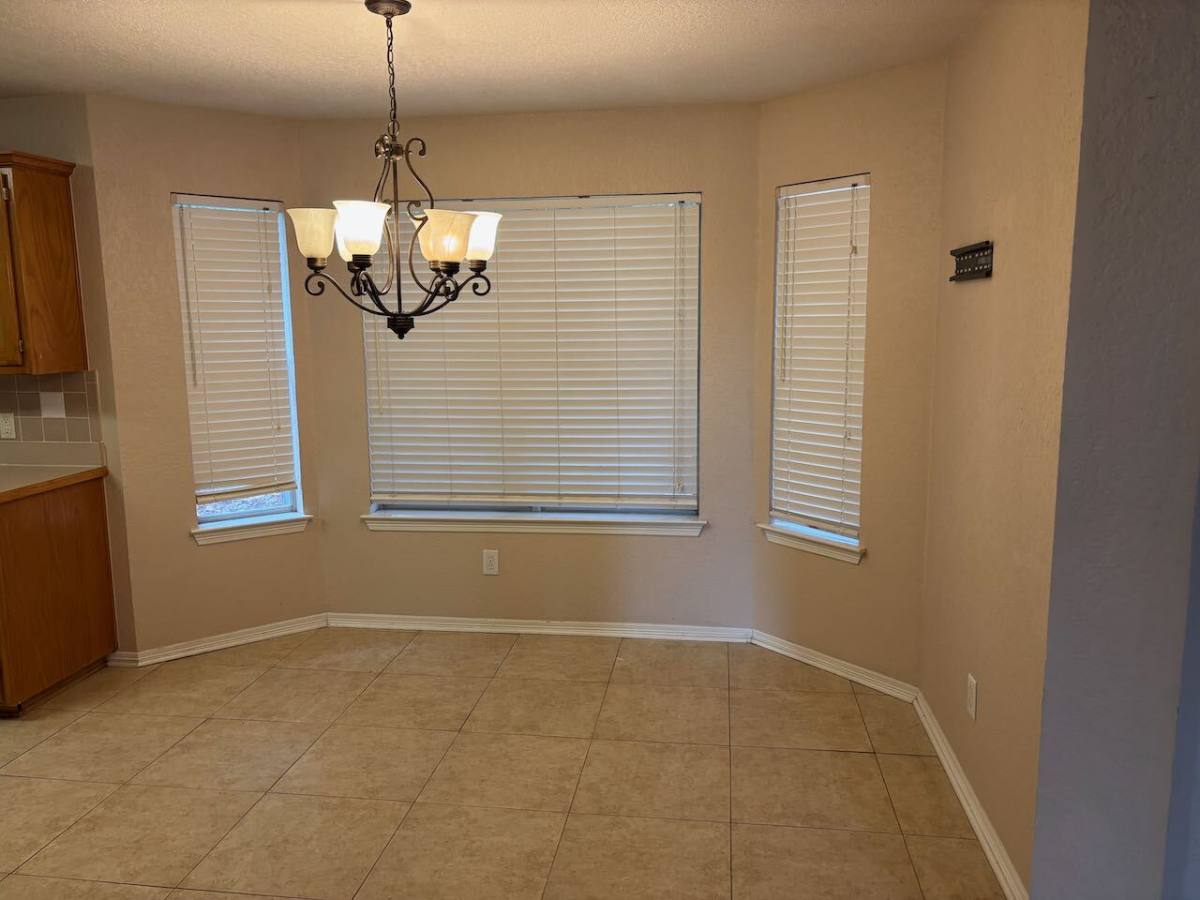House for rent at 8109 Fox Chase Dr, Fort Worth, TX 76137