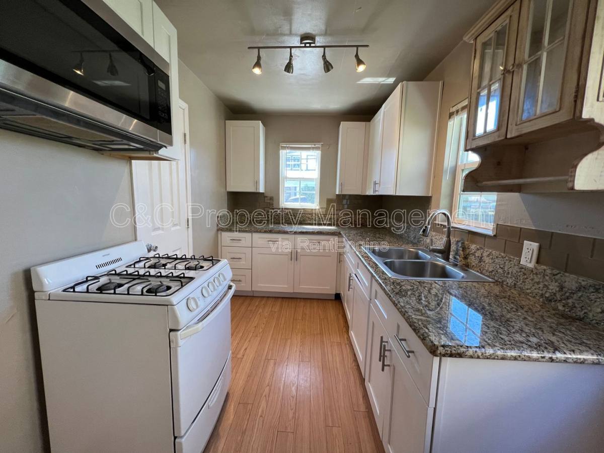 Apartment for rent at 116 Maple St #1, Santa Cruz, CA 95060