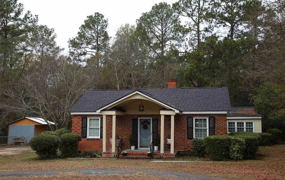 House for rent at 928 W Lydia Highway, Hartsville, SC 29550