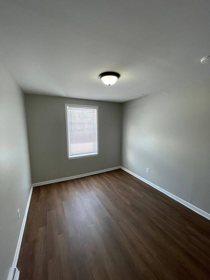 Apartment for rent at 8497 Douglas Ave #3, Kalamazoo, MI 49009