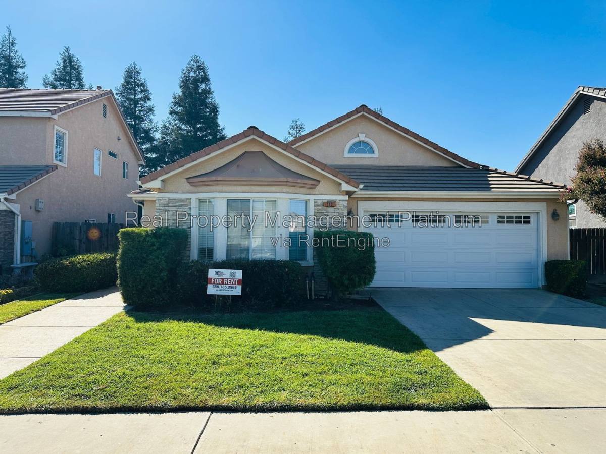 House for rent at 130 Gayle Ave, Clovis, CA 93611