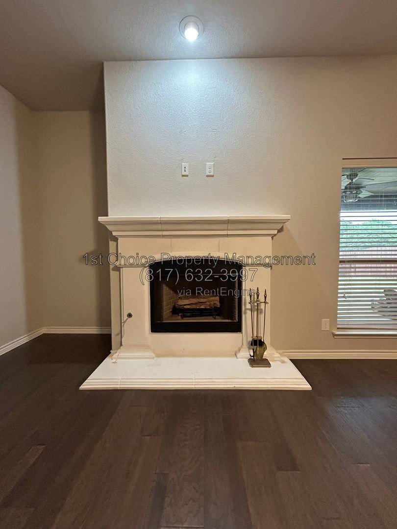 House for rent at 7908 Wilson Cliff Dr, Fort Worth, TX 76108