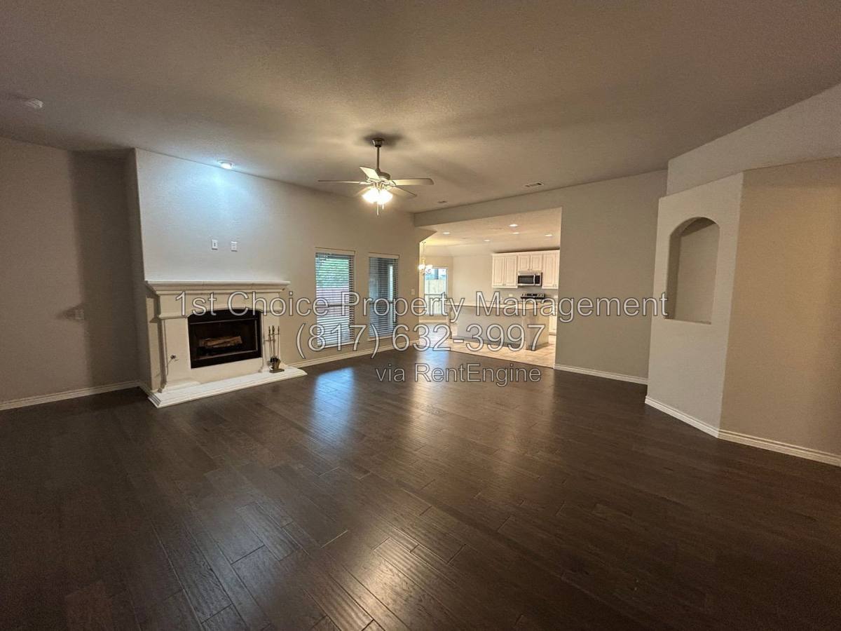 House for rent at 7908 Wilson Cliff Dr, Fort Worth, TX 76108