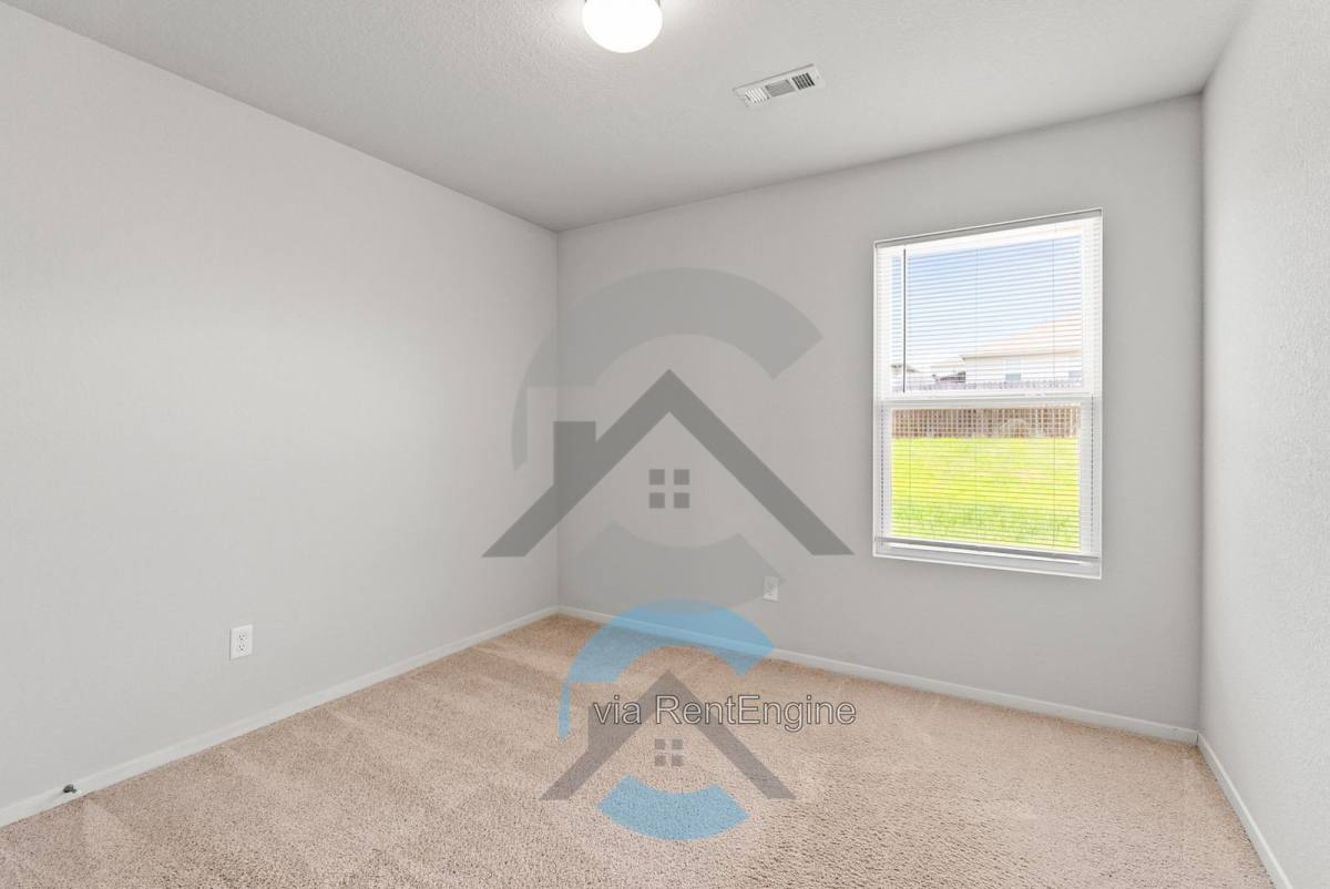 House for rent at 9 Summer Breeze Rd, Conway, AR 72032