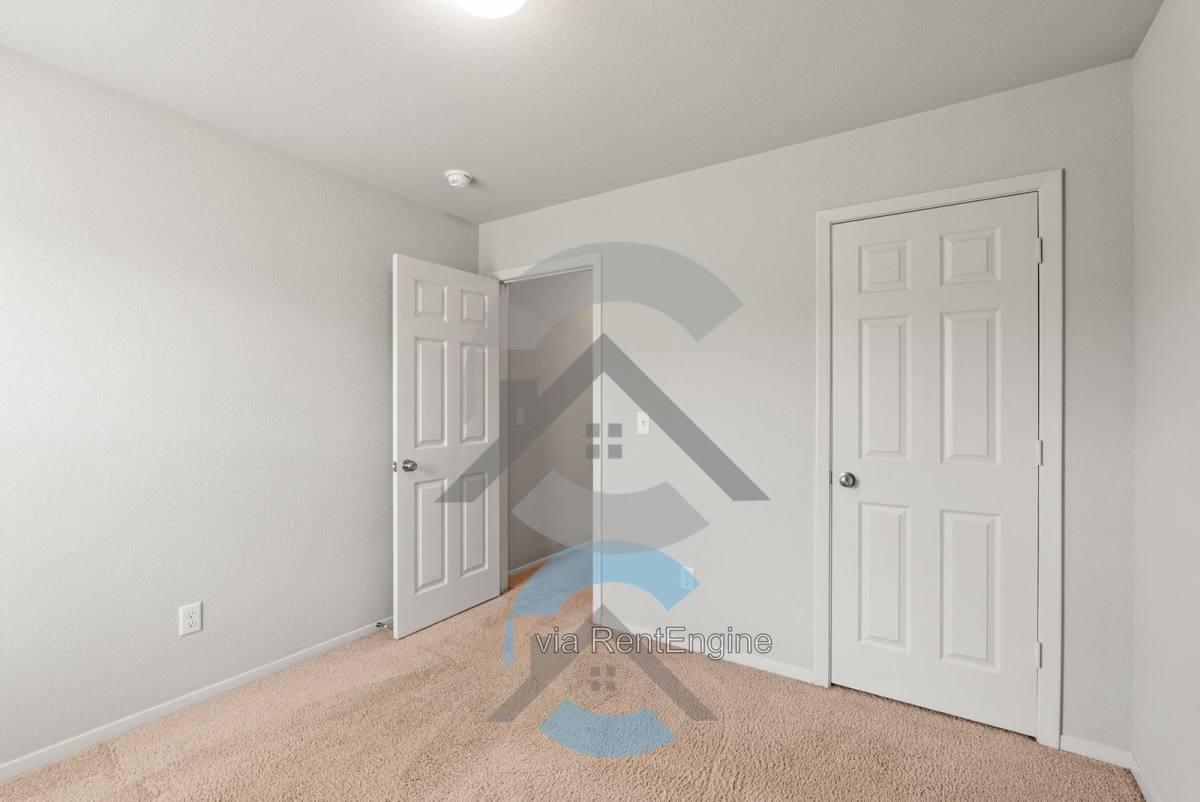 House for rent at 9 Summer Breeze Rd, Conway, AR 72032
