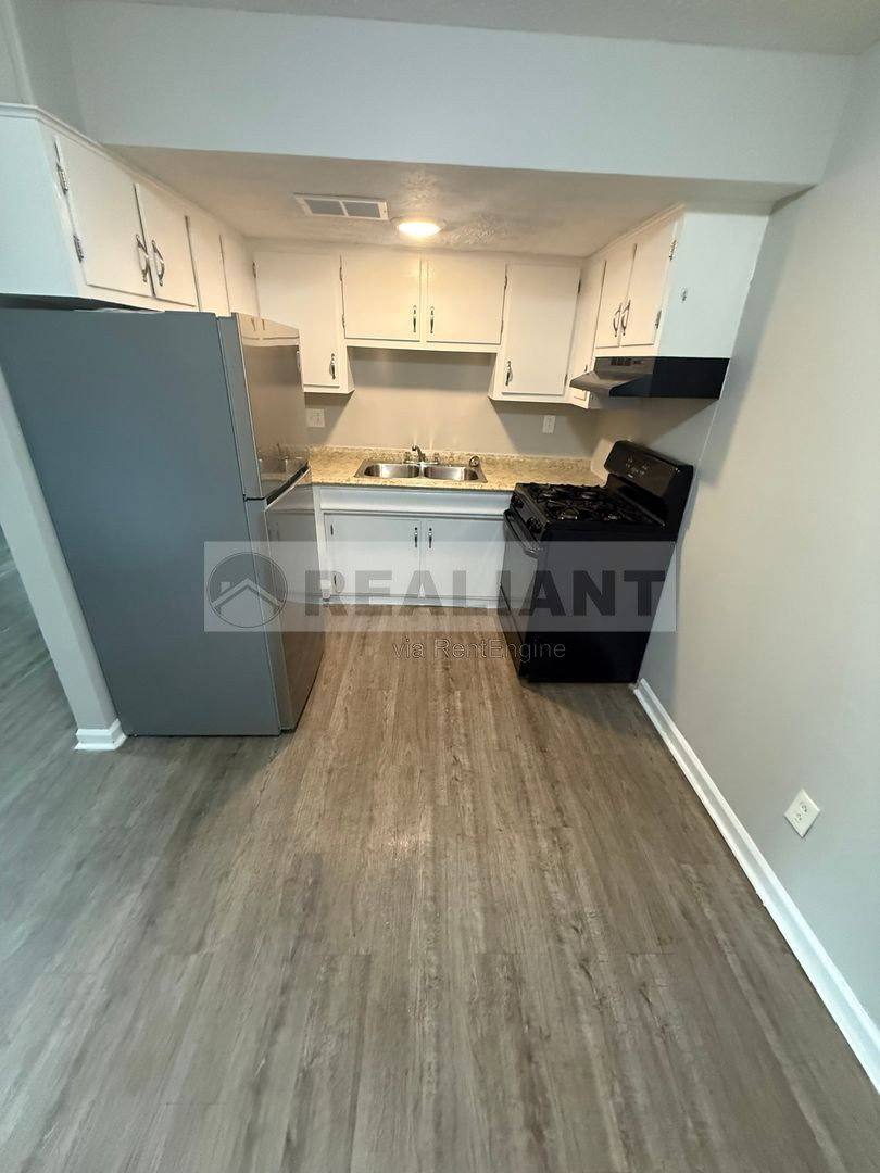 Apartment for rent at 2066 Fairmont Court #4, Lexington, KY 40502