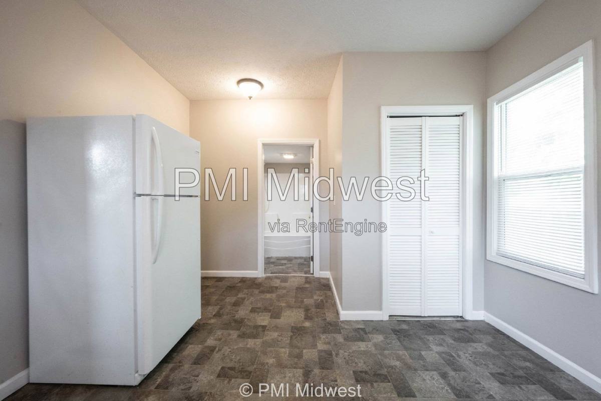 Apartment for rent at 831 S Webster St, Kokomo, IN 46901