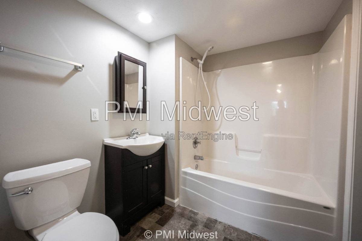 Apartment for rent at 831 S Webster St, Kokomo, IN 46901