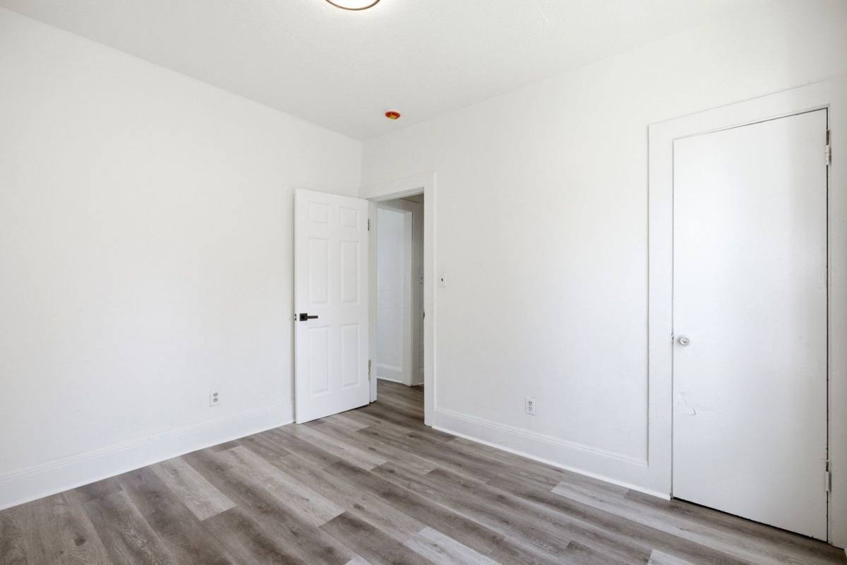 Apartment for rent at 13510 Coit Rd, Cleveland, OH 44110