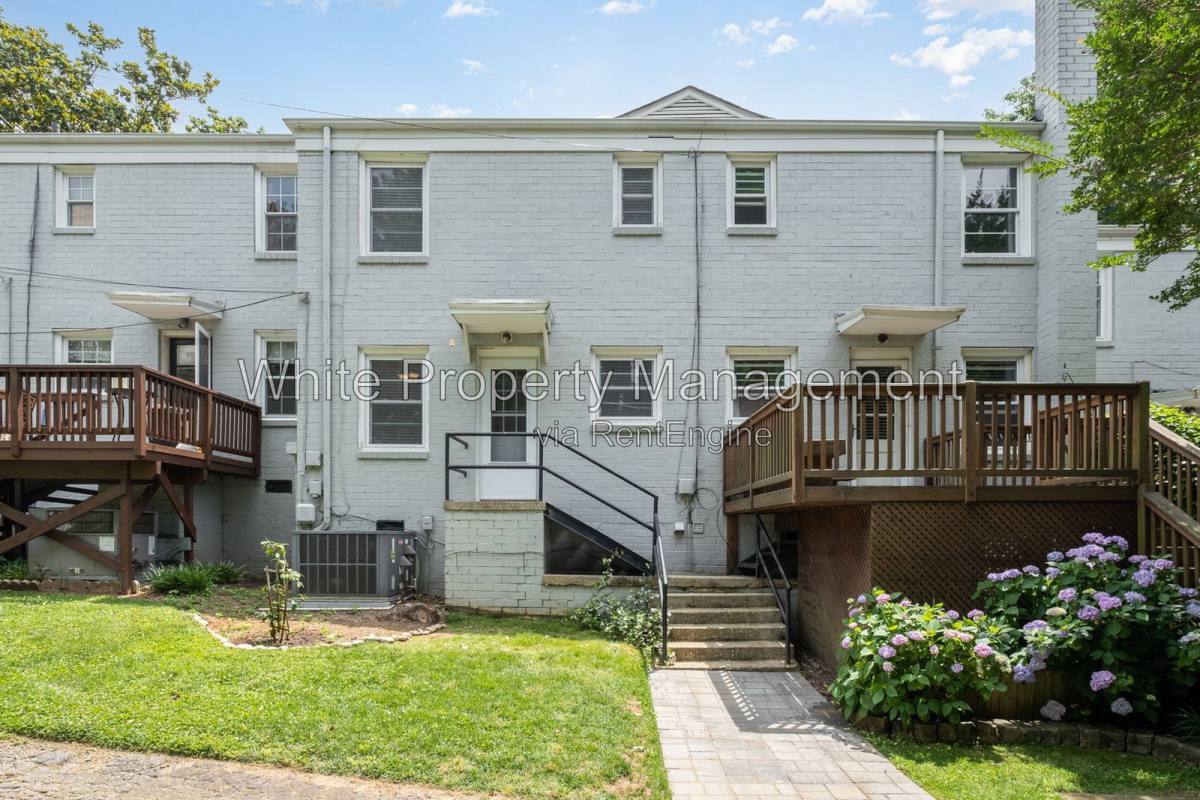 Condo for rent at 564 Wakefield Dr #B, Charlotte, NC 28209