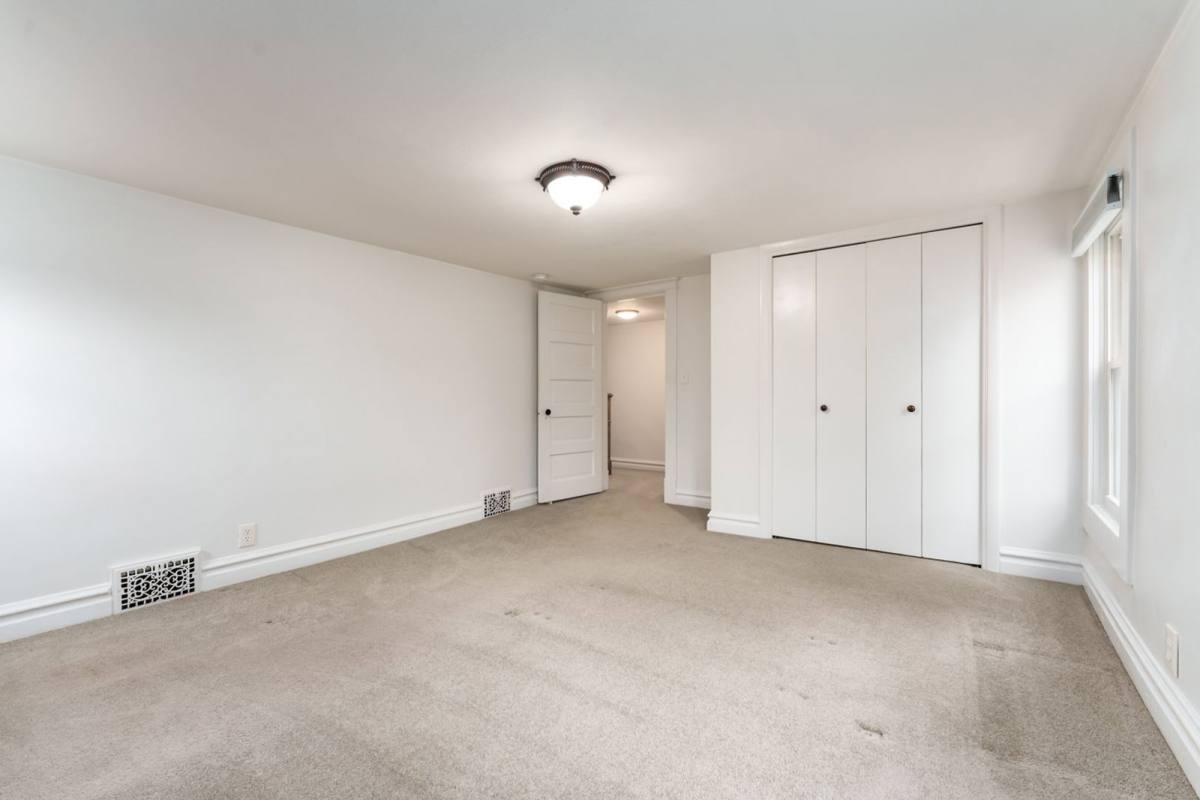 House for rent at 1006 Schuring Rd, Portage, MI 49024