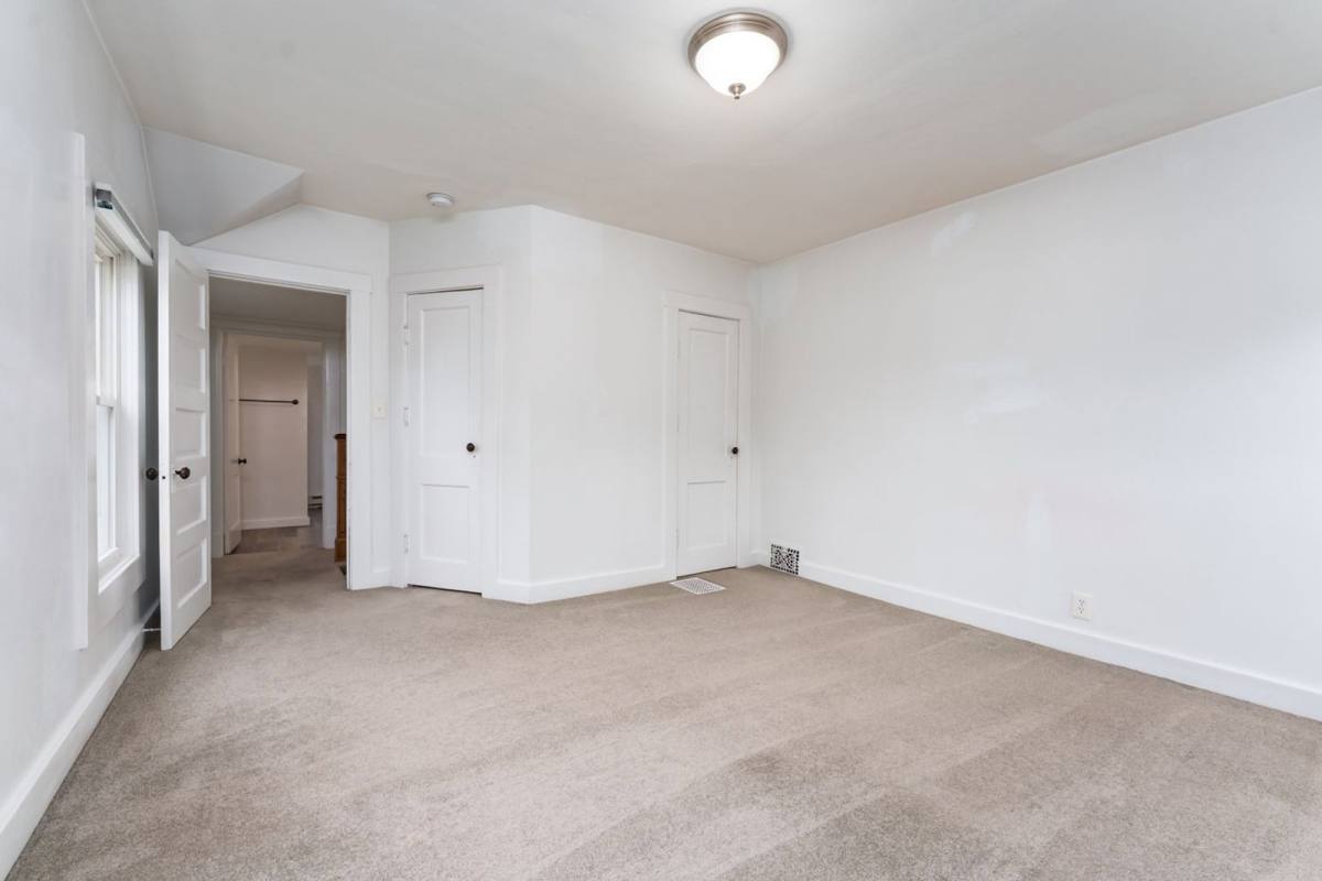 House for rent at 1006 Schuring Rd, Portage, MI 49024