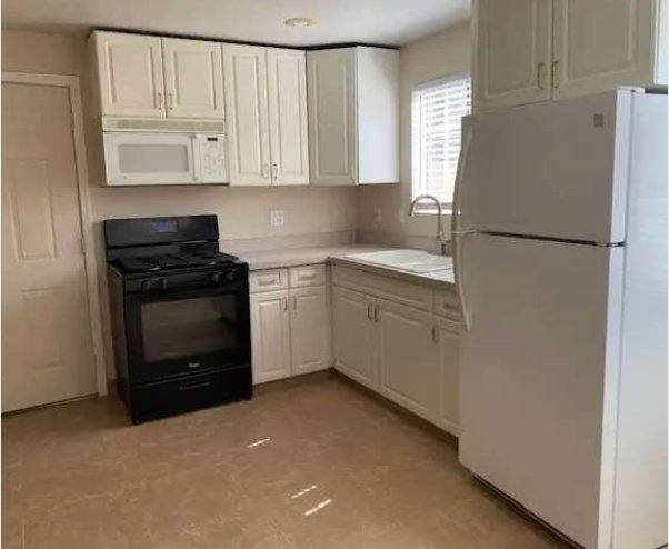 Apartment for rent at 131 A Malvern Ave #A, Fullerton, CA 92832