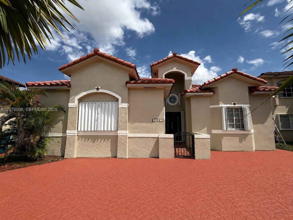 House for rent at 15957 SW 54th Terrace, Miami, FL 33185