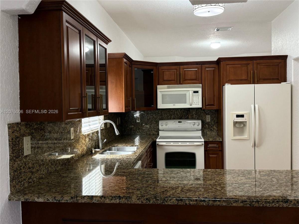 House for rent at 15957 SW 54th Terrace, Miami, FL 33185