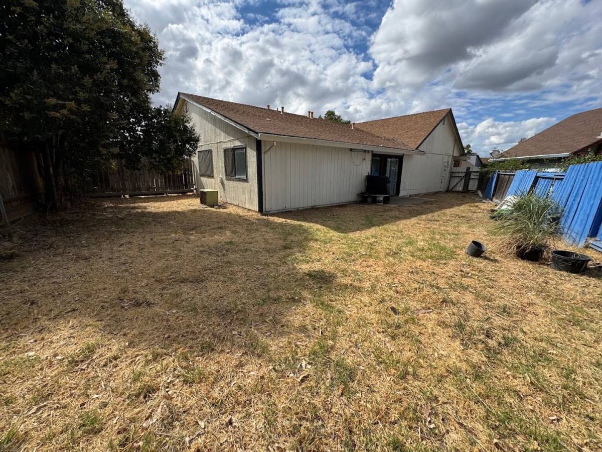 House for rent at 7337 Sakura Court, Sacramento, CA 95828