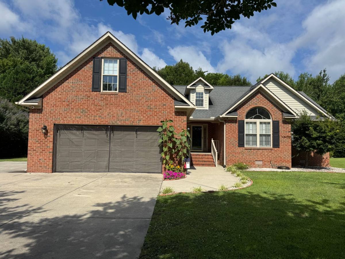 House for rent at 105 Owls Nest Court, New Bern, NC 28562