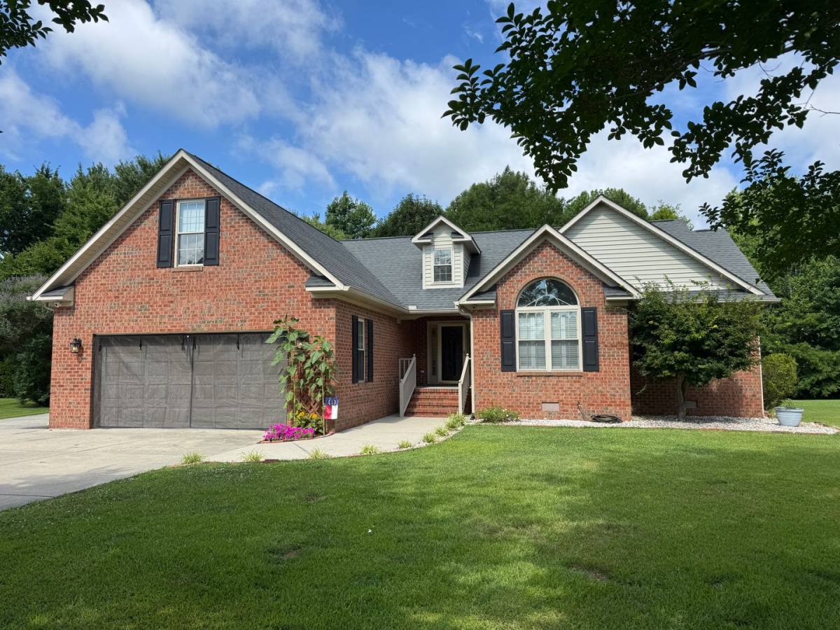 House for rent at 105 Owls Nest Court, New Bern, NC 28562