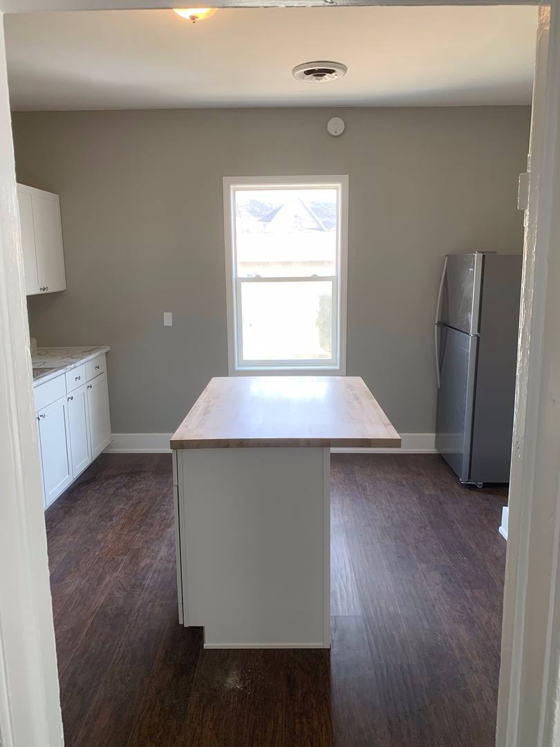 Apartment for rent at 360 E Walnut St, Frankfort, IN 46041