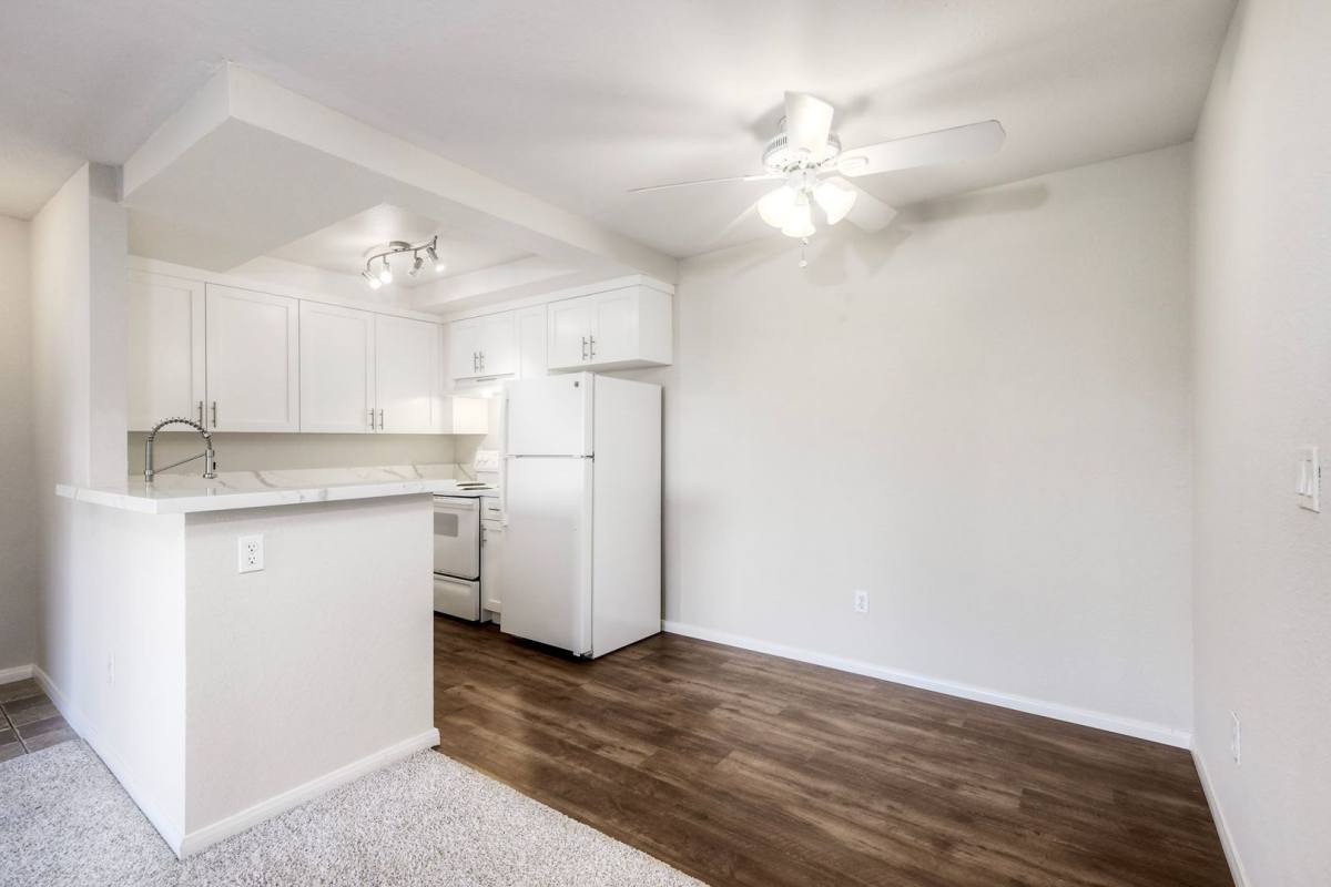 432 Edgehill Lane #193, Oceanside, CA 92054 - House for Rent - Image 8