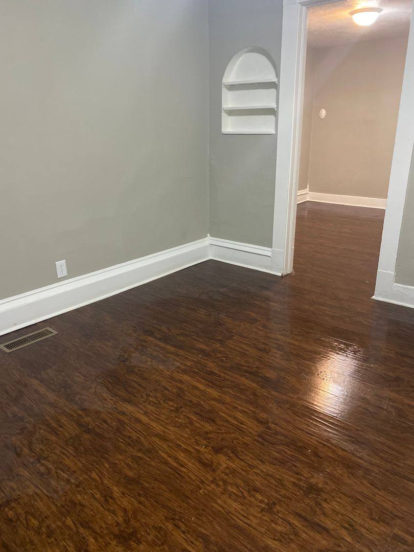 Apartment for rent at 651 E Wabash St, Frankfort, IN 46041