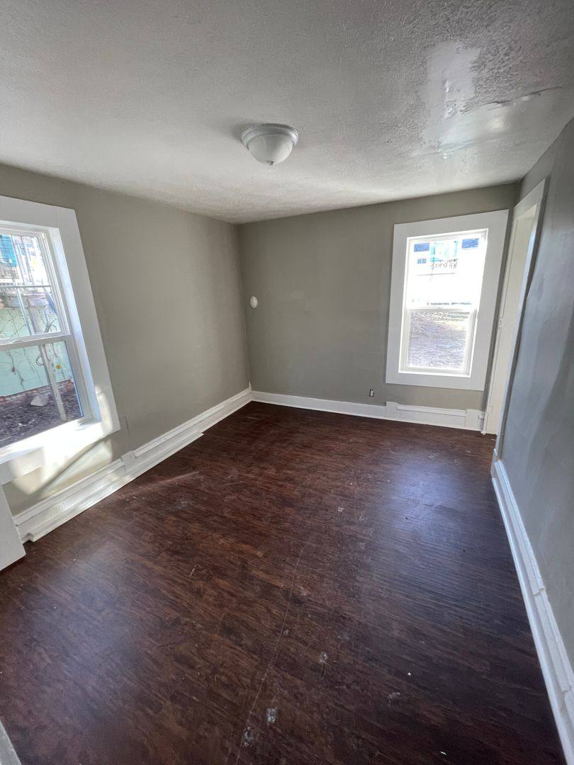 Apartment for rent at 651 E Wabash St, Frankfort, IN 46041