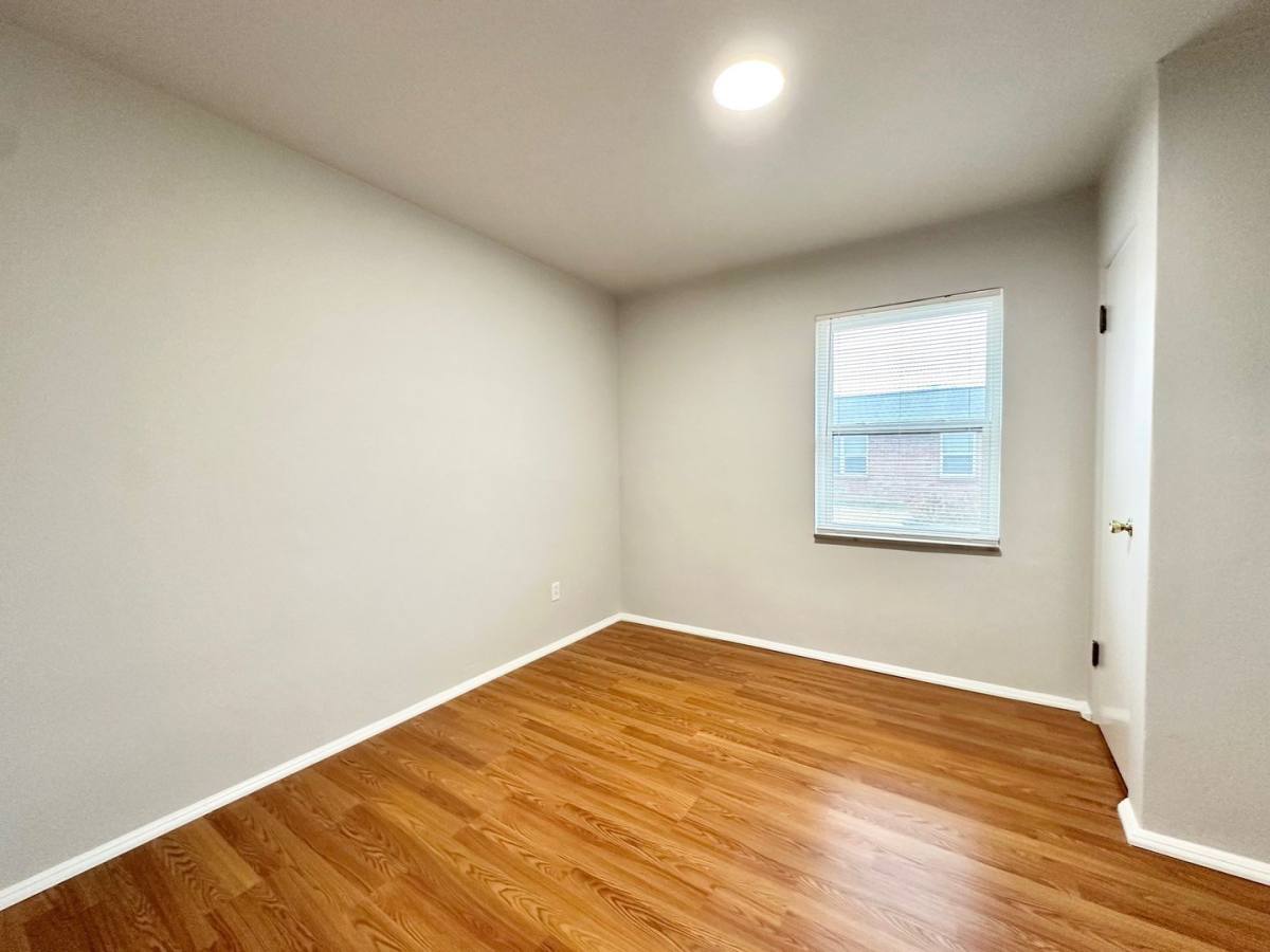 Apartment for rent at 7012 Jamieson Ave, St. Louis, MO 63109