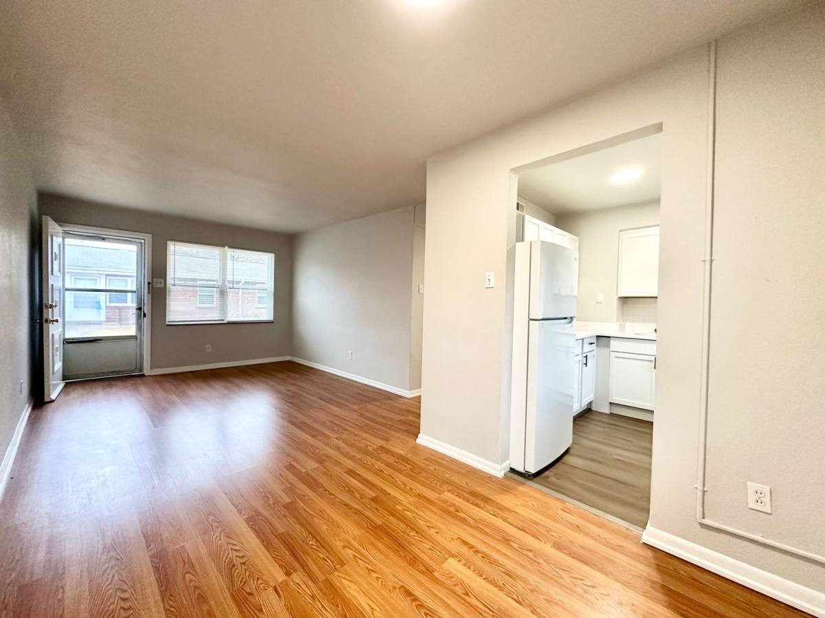 Apartment for rent at 7012 Jamieson Ave, St. Louis, MO 63109