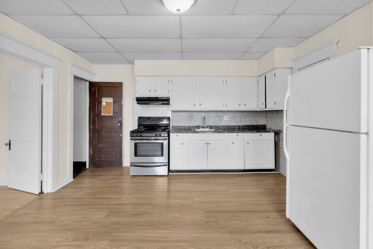 House for rent at 213 N Railroad St, Allentown, PA 18102