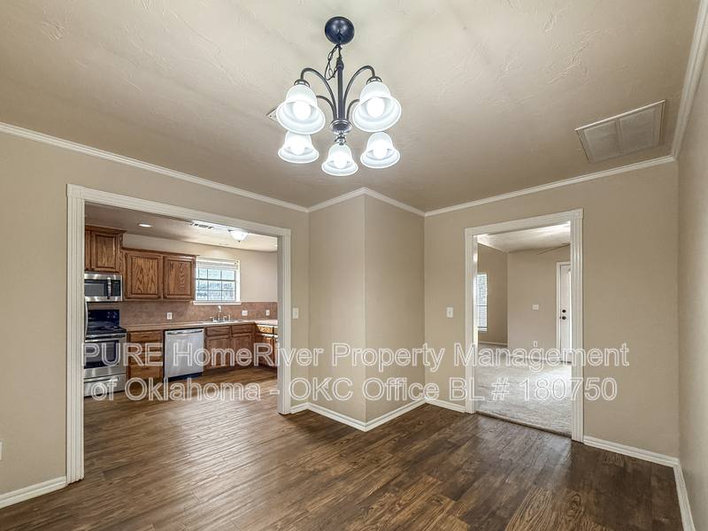 House for rent at 2521 Ridgewood Dr, Oklahoma City, OK 73160