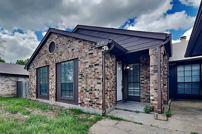 House for rent at 420 Dollins St, Cedar Hill, TX 75104