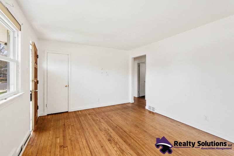 House for rent at 503 4th St, Paulsboro, NJ 08066