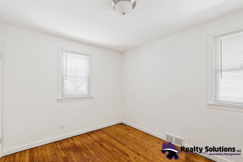House for rent at 503 4th St, Paulsboro, NJ 08066