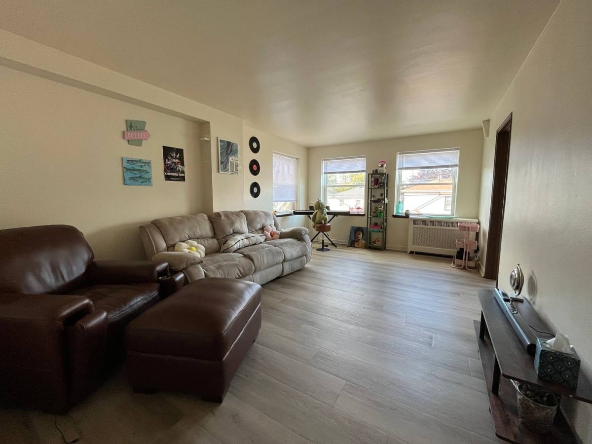 7726 W Becher St, Milwaukee, WI 53219 - Apartment for Rent - Image 3