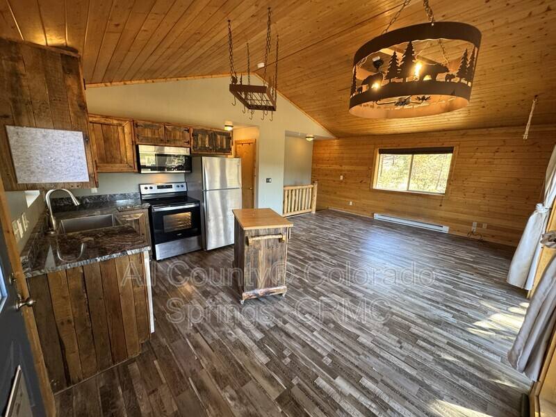 14515 Columbine Circle, Woodland Park, CO 80863 - House for Rent - Image 7