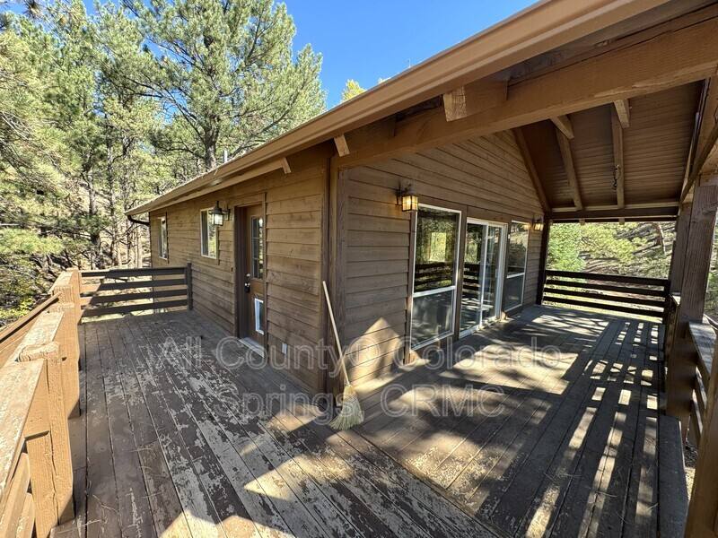 14515 Columbine Circle, Woodland Park, CO 80863 - House for Rent - Image 6
