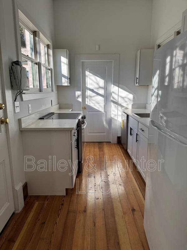 Apartment for rent at 253 Sydney St or 507 Hill, Atlanta, GA 30312