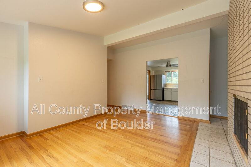 House for rent at 4690 Sioux Dr, Boulder, CO 80303