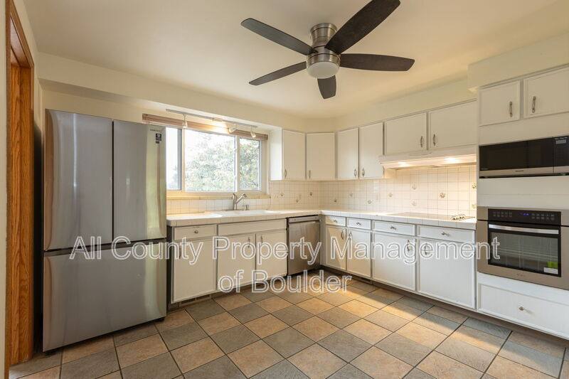 House for rent at 4690 Sioux Dr, Boulder, CO 80303