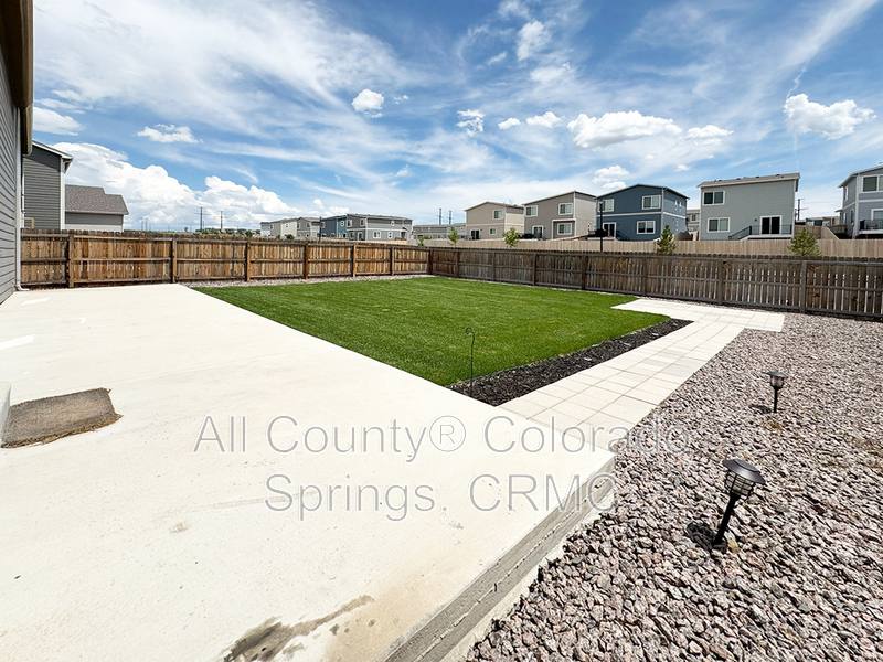5975 Mumford Dr, Colorado Springs, CO 80925 - House for Rent - Image 10