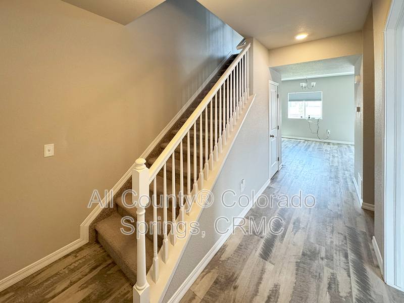 5975 Mumford Dr, Colorado Springs, CO 80925 - House for Rent - Image 2