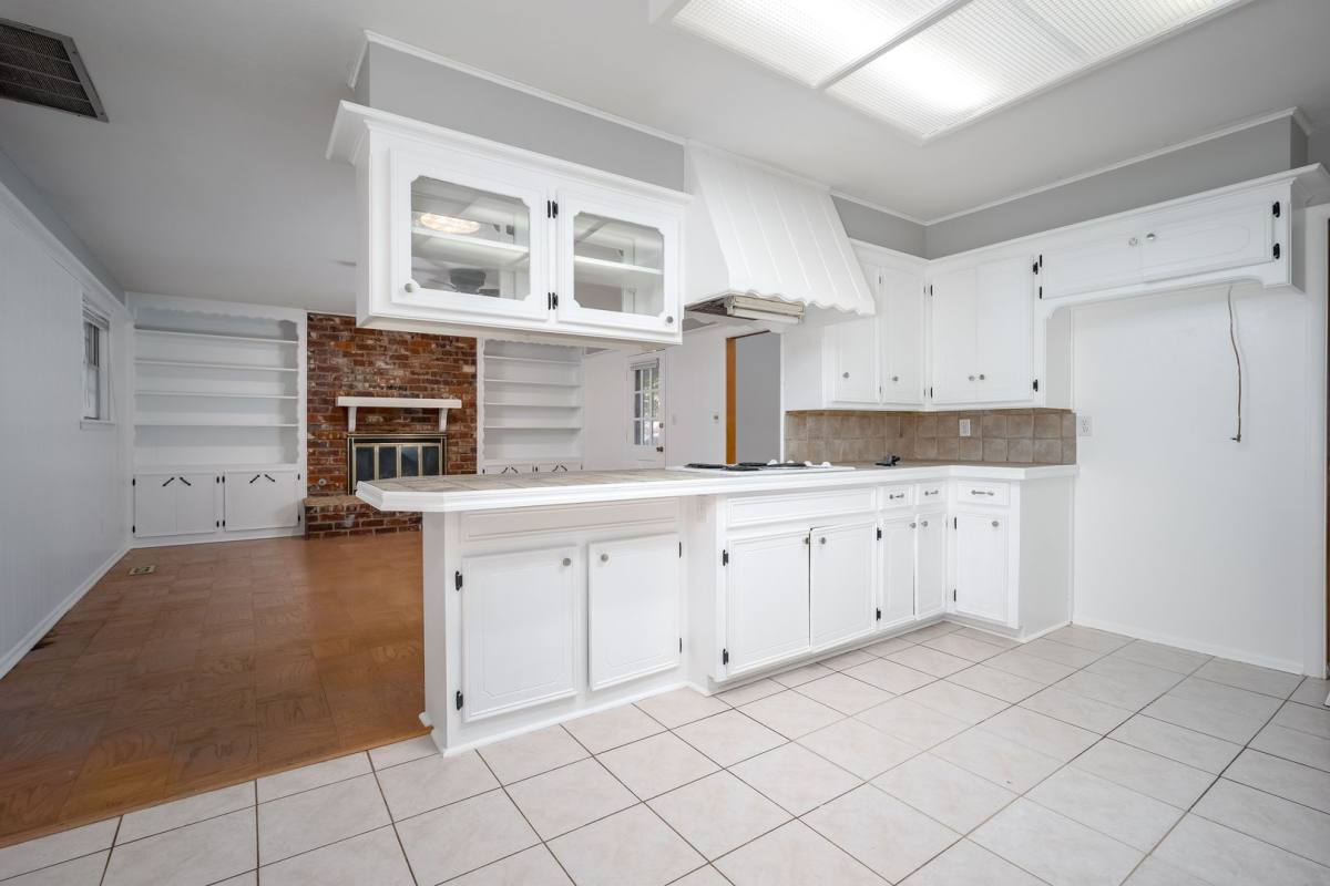 2321 NW 48th St, Oklahoma City, OK 73112 - House for Rent - Image 5