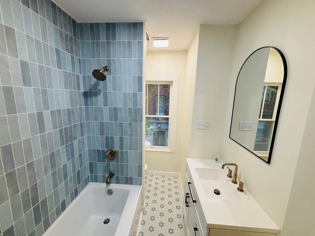 Townhouse for rent at 119 S Belmont St, Wichita, KS 67218