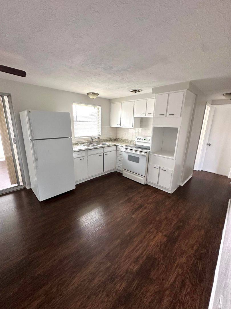 House for rent at 2151 Dixie Garden Loop, Holiday, FL 34690