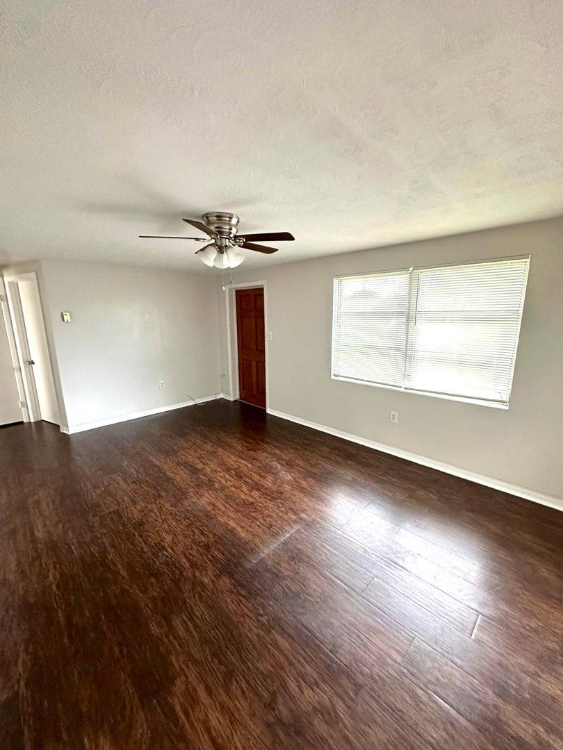 House for rent at 2151 Dixie Garden Loop, Holiday, FL 34690