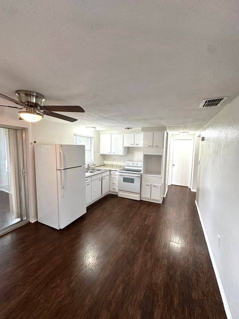 House for rent at 2151 Dixie Garden Loop, Holiday, FL 34690